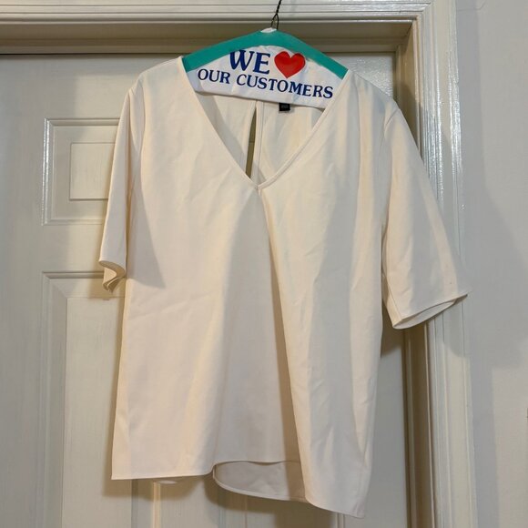 Ann Taylor Crepe Jersey V-Neck in Ivory - Picture 3 of 7